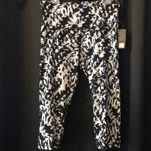 Old Navy compression leggings